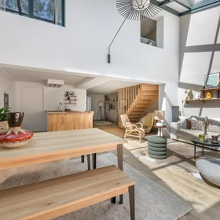 Superbe Maison Pour 8 - 500m De La - Jardin Hébergement de vacances