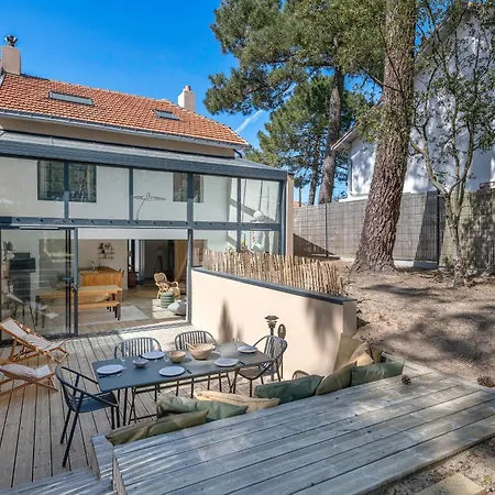 Superbe Maison Pour 8 - 500m De La - Jardin Hébergement de vacances *